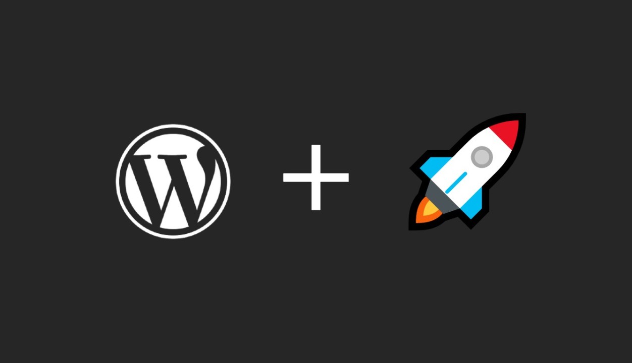 Imagem com fundo cinza-escuro com logotipo do WordPress e emoji e foguete.
